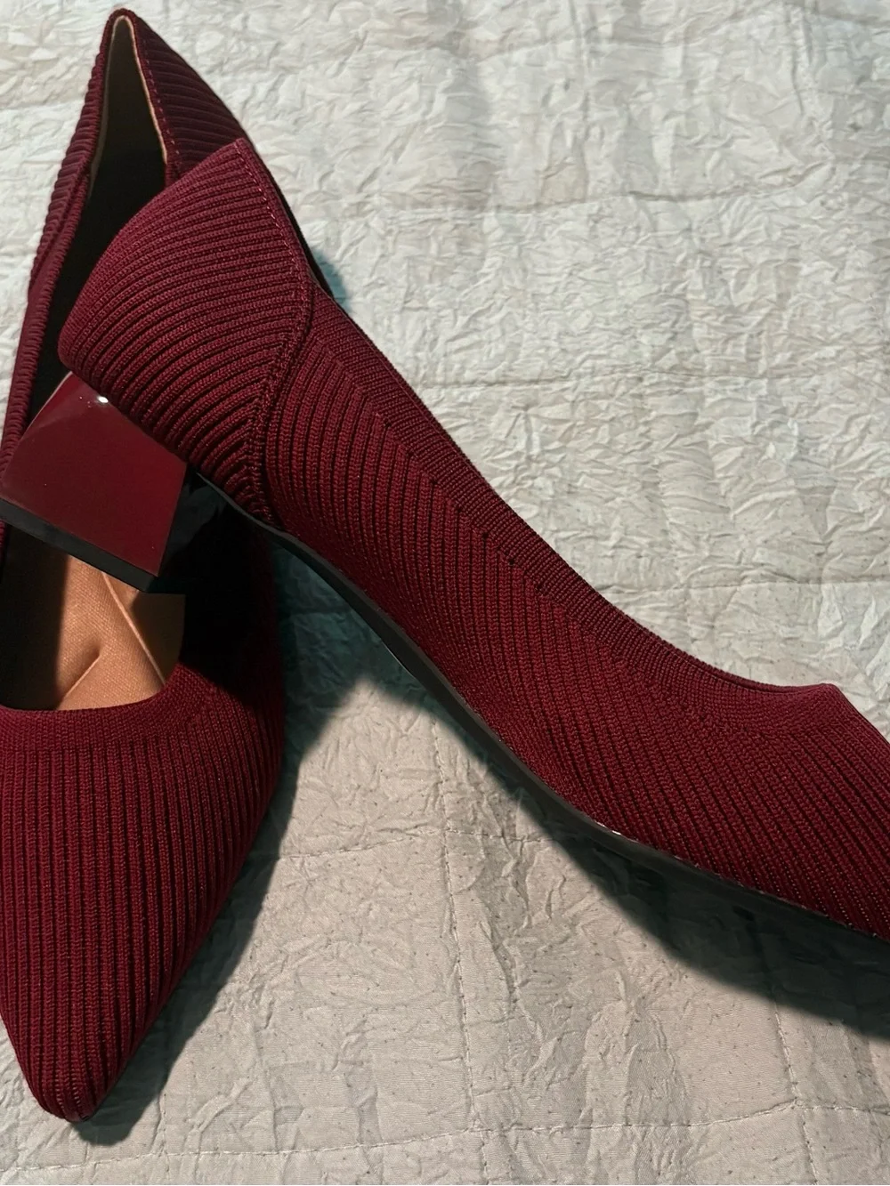 Women’s Pointed Toe Knit Pumps — Wine Red